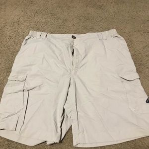 Men’s cargo shorts